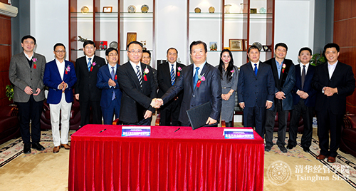 1482127006302036281.jpg 签约仪式.jpg