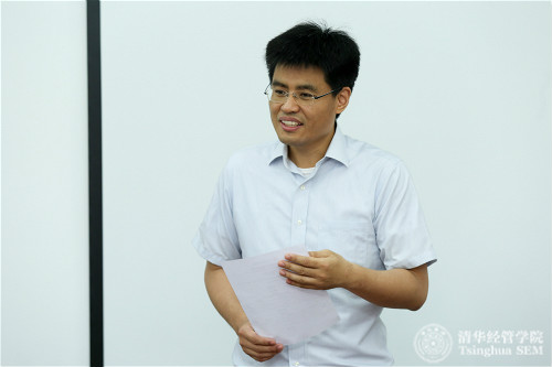 1529461629244034065.jpg 清华经管成人自拍视频
副院长陈煜波教授在论坛上致辞_meitu_4.jpg