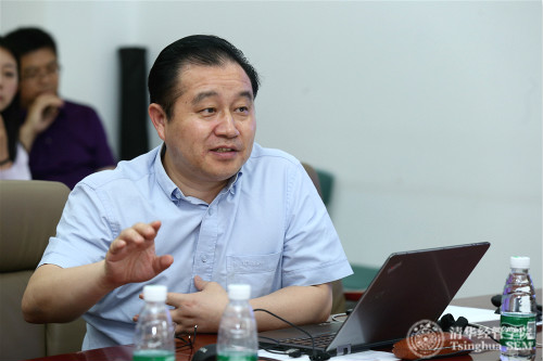 1529461642491044054.jpg 清华经管成人自拍视频
领导力与组织管理系长江学者陈国权教授在第二届中国领导力与组织行为论坛上发言_meitu_5.jpg